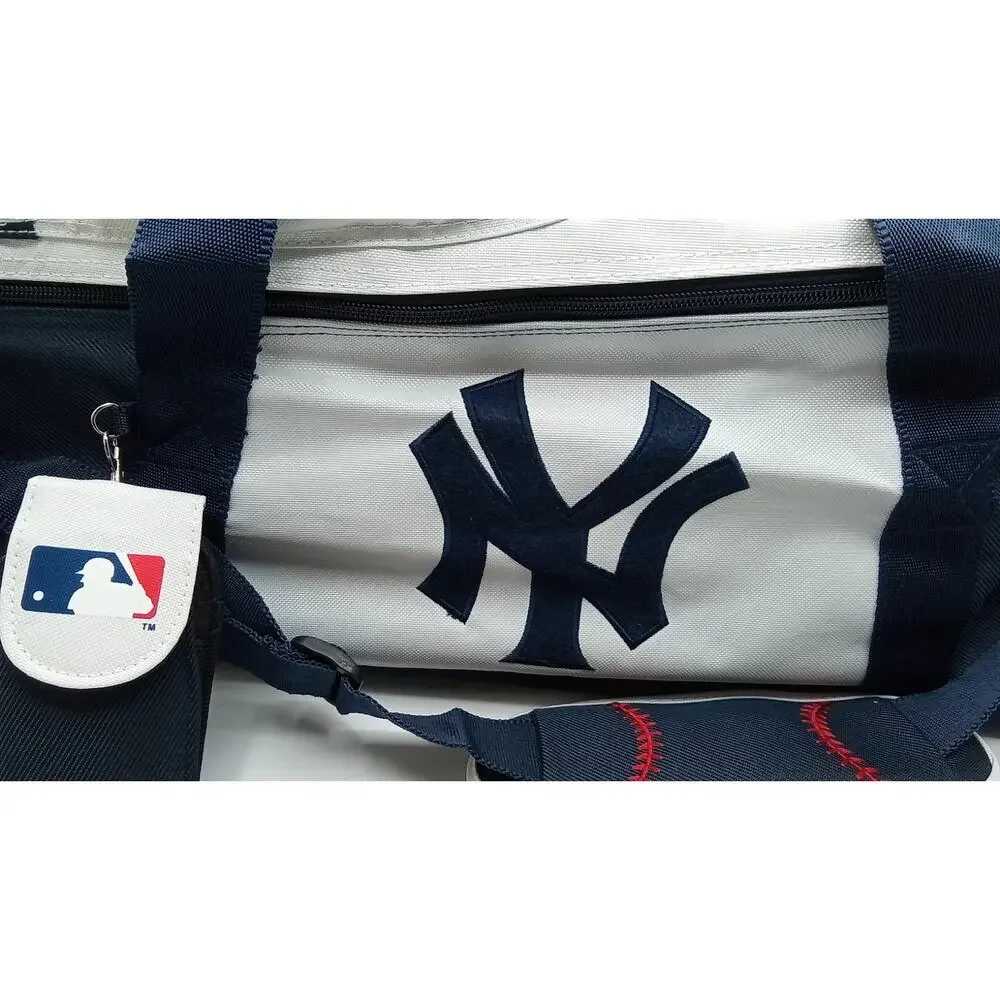 NEW RARE VTG 2006 New York Yankees MLB Embroidered Duffle Bag 8